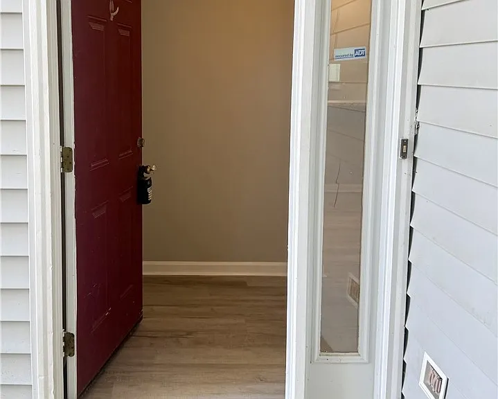 224-1 Waterdown Dr — Photo 2