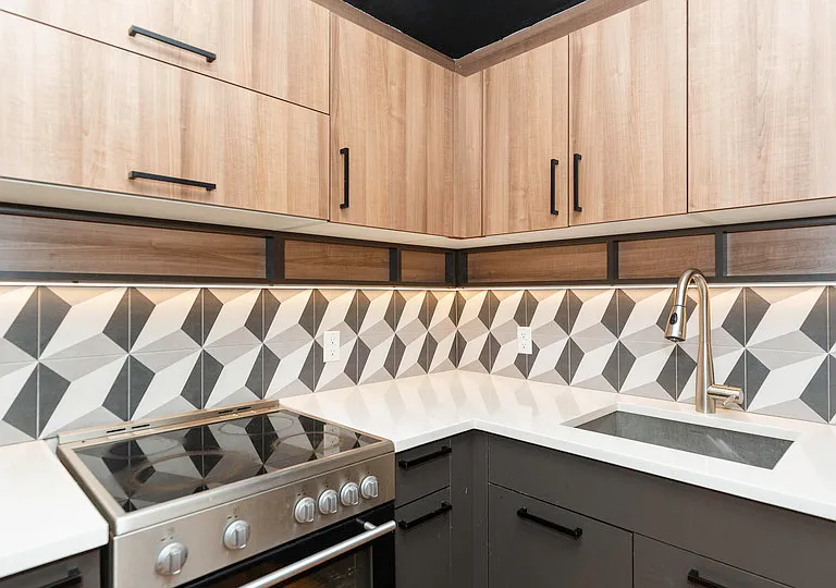 2823 Snyder Ave #4B — Photo 4
