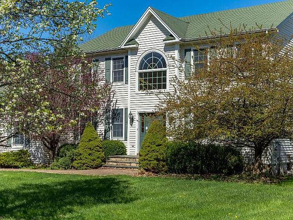 5th image of 84 Coppergate Ln