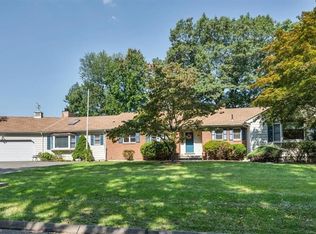 30 Highcrest Acres, Wethersfield, CT 06109