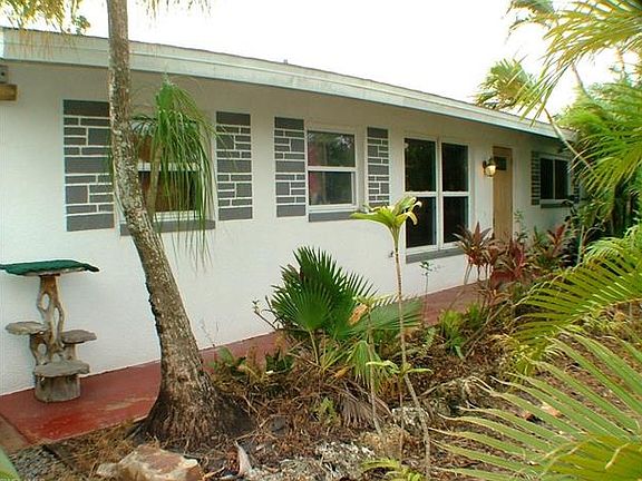 2nd image of 9011 Cypress Lake Dr