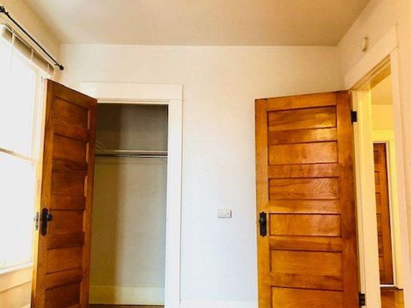 4th image of 2-1326 Clayton Ln #2