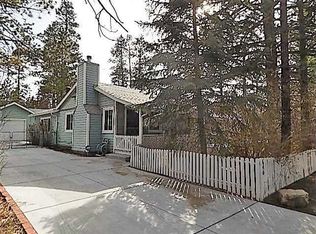 640 Meadow Ln, Big Bear City, CA 92314