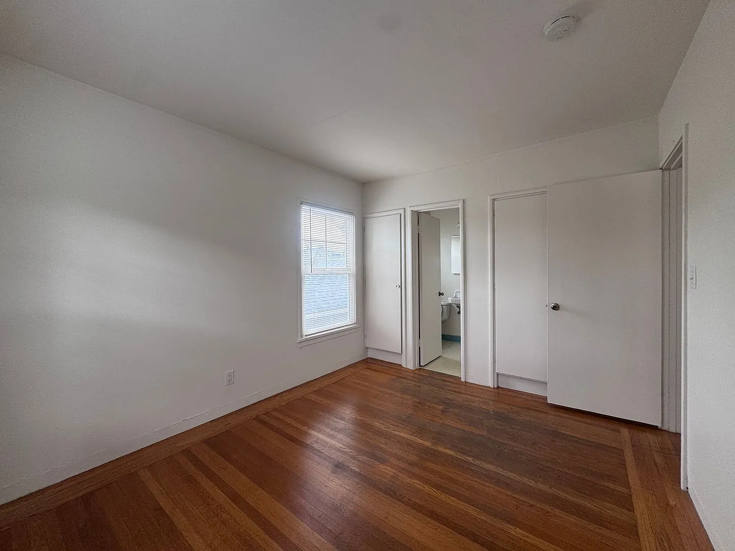 2231 11th Avenue — Photo 4