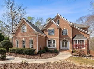 1525 Eglantyne Ct, Raleigh, NC 27613