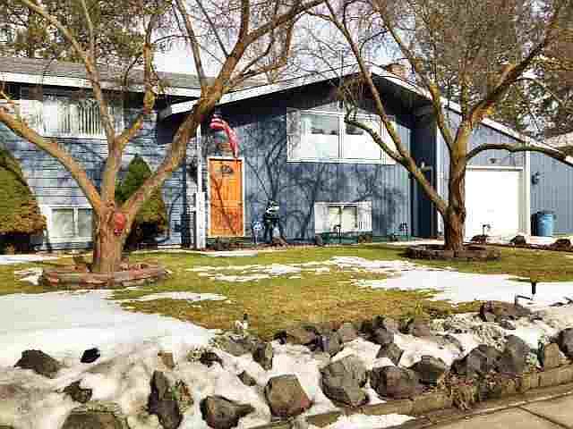 1st image of 111 E Regina Ave