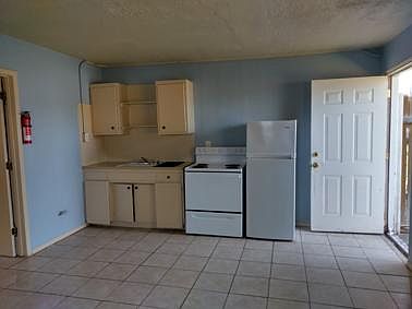 1st image of 715 W G Ave APT 1