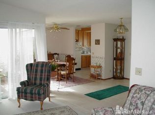 7525 Sunwest Ln, Sacramento, CA 95828