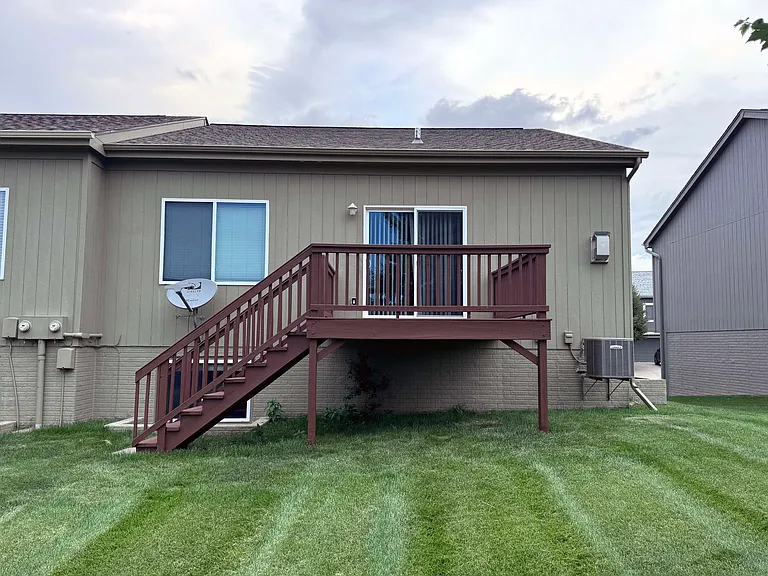 16305 Browne St — Photo 3