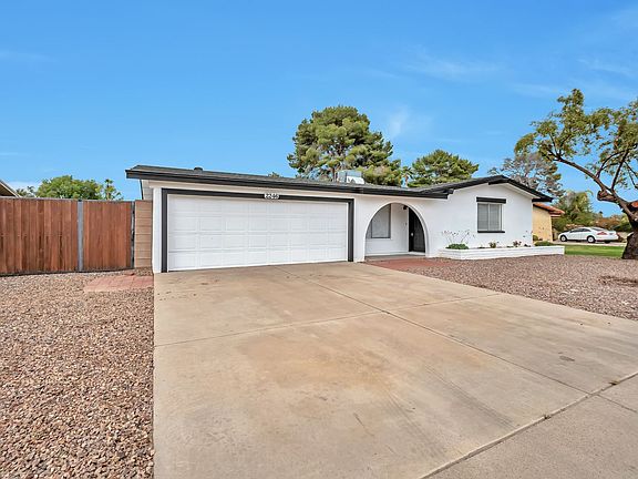 2nd image of 2246 W Jacinto Cir