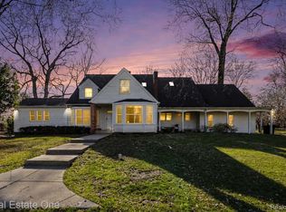 5840 Inkster Rd, West Bloomfield, MI 48323
