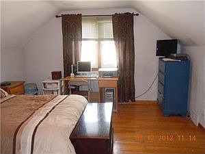 5th image of 68 Cambridge Ave