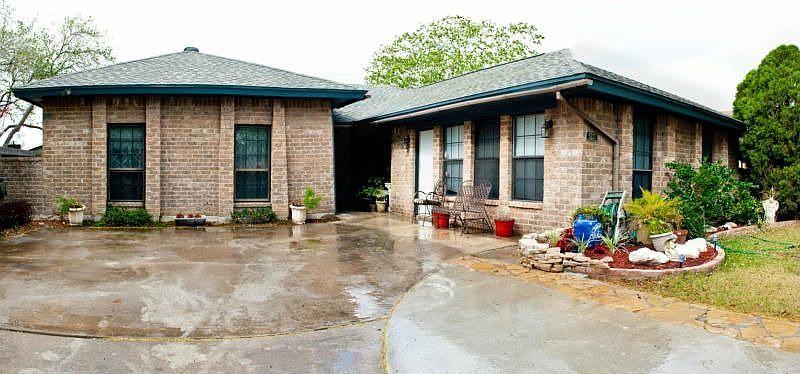 1st image of 5237 Cromwell Dr