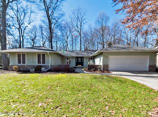 3925 Binghampton Dr, Okemos, MI 48864