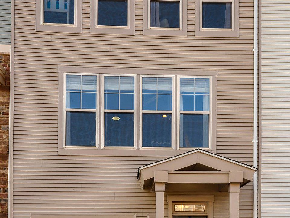 1st image of 209 Tanner Ln