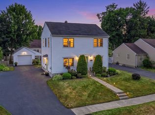 51 Barrington Rd, Longmeadow, MA 01106