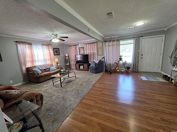 5th image of 1403 McGehee St