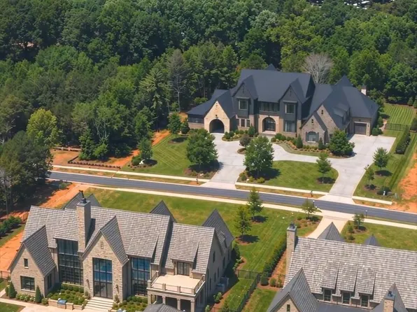 22038 Endor Way, Davidson, NC 28036