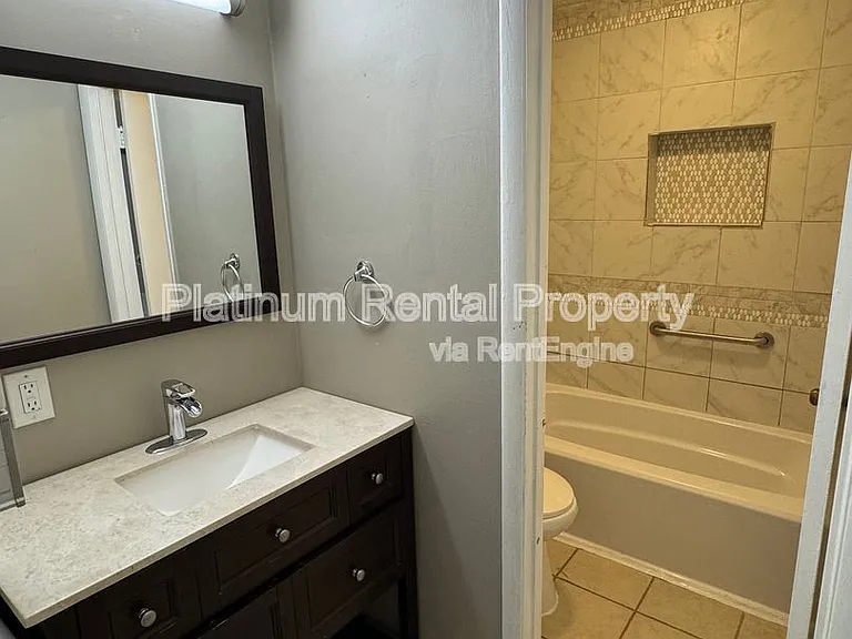 1555 Terrell Mill Pl SE #E — Photo 22