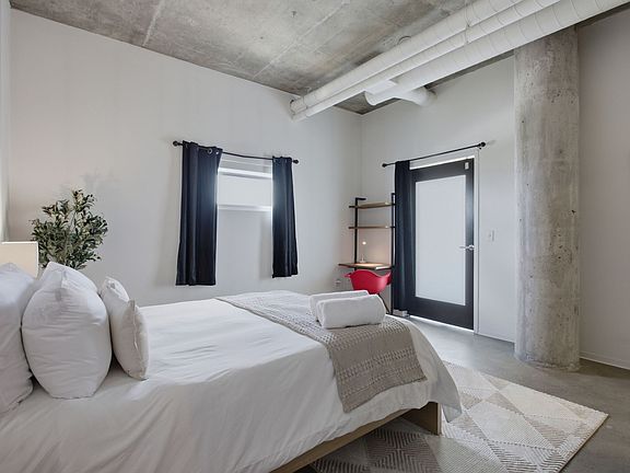 2nd image of 2115 Yeaman Pl APT 636