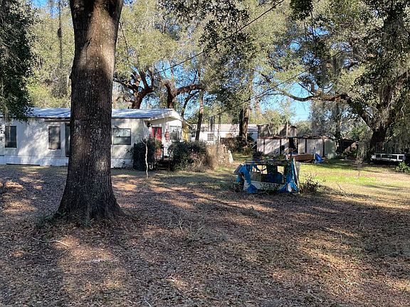 3rd image of 2798 NE 34th Rd