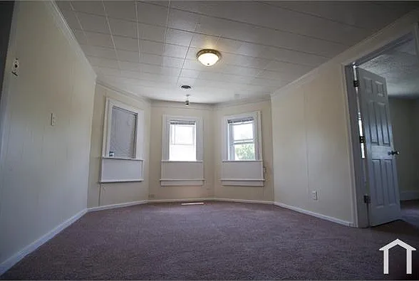 506 S Joliet St — Photo 2