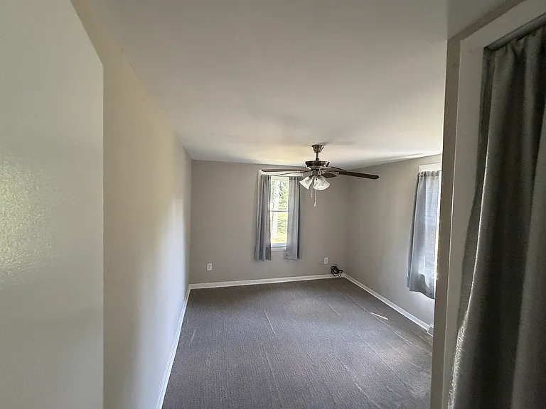 895 Schust Rd — Photo 7