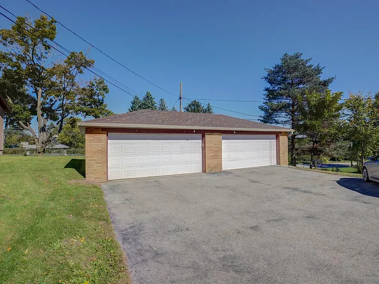 4922 Ascot Ln #3 — Photo 18