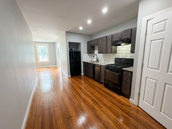 4th image of 193 Livingston Ave #1