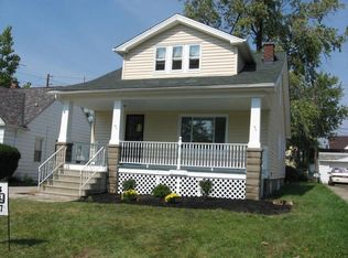 20505 Franklin Rd, Maple Heights, OH 44137