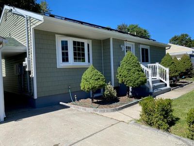 154 Charter Oaks, Brentwood, NY, 11717