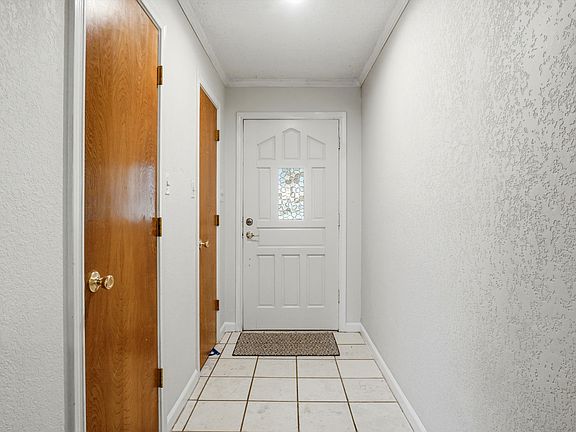 2nd image of 1417 Copper Ridge St