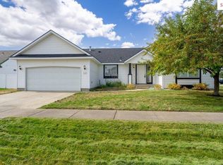 8120 N Ainsworth Dr, Hayden Lake, ID 83835