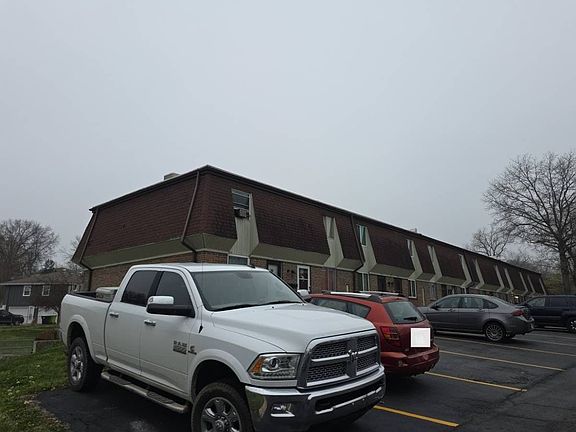 3rd image of 9911 W 52nd St