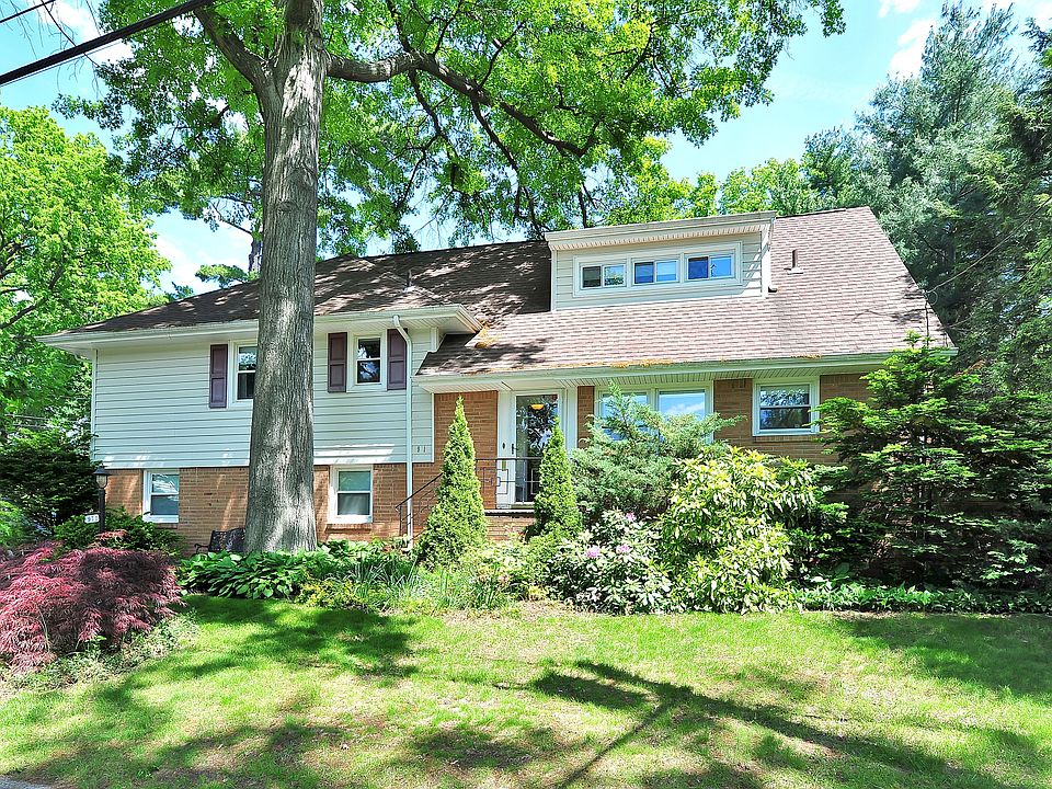 1st image of 971 Wilson Ave