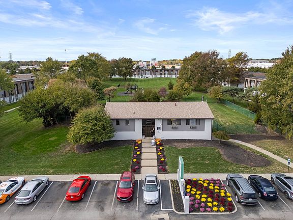 Leasing Office and Clubhouse