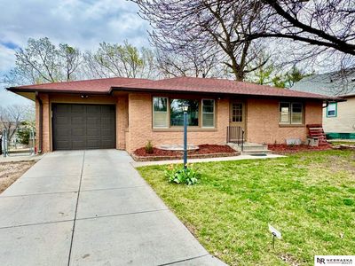 2936 S 47th St, Lincoln, NE, 68506