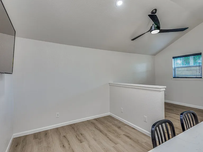 2827 W Cantey St — Photo 5