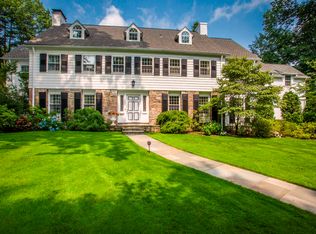 1 Lakin Rd, Scarsdale, NY 10583