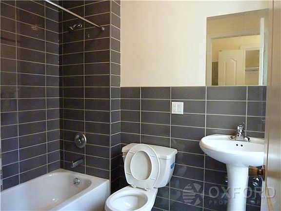 3rd image of 542 Eastern Pkwy APT 2A