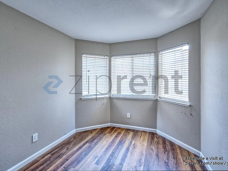 4105 Molera Ct — Photo 9