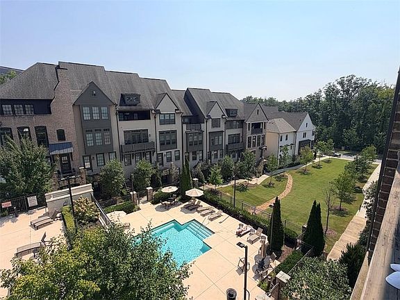 4th image of 6735 Encore Blvd