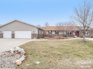 111 Lynn Dee Ct, New Carlisle, IN 46552