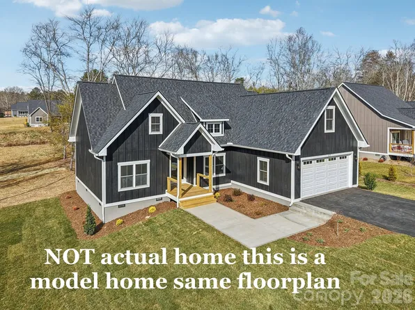 56 Haywood Park Dr, Hendersonville, NC 28791