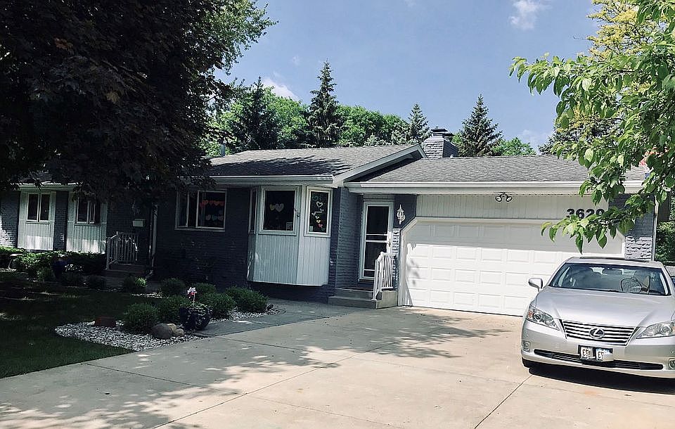 1st image of 3620 Belden Dr