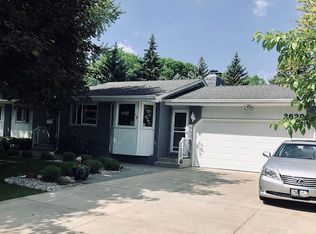 3620 Belden Dr, Saint Anthony, MN 55418