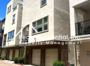 437 Lug Ln, Sacramento, CA 95818