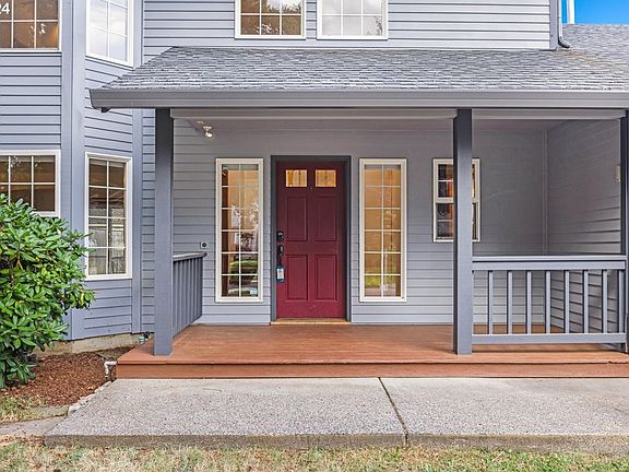 4th image of 2434 NE Jamie Dr
