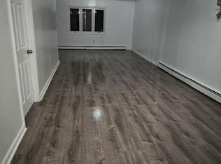 468 E 26th St, Paterson, NJ 07514