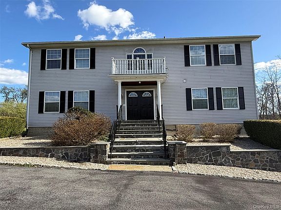 4th image of 1462 Clove Valley Road